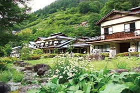 遠山郷いろりの宿島畑にご宿泊 天空の秘境 日本のチロル「下栗の里」2