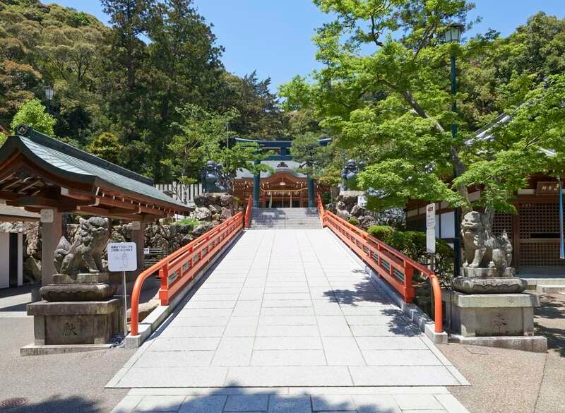 【鳥取駅南口発】 清荒神初詣とカニ付ランチバイキングと湯ったり初湯　日帰り1