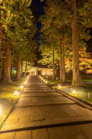 【盛岡発】中尊寺落慶900年の祈りと紅葉銀河美と食の競演