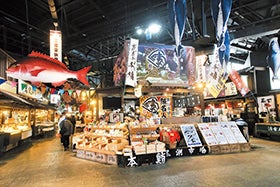 姫路・加古川　発
和歌山マリーナシティ　約50種類の本格「和・洋・中」ランチバイキング2