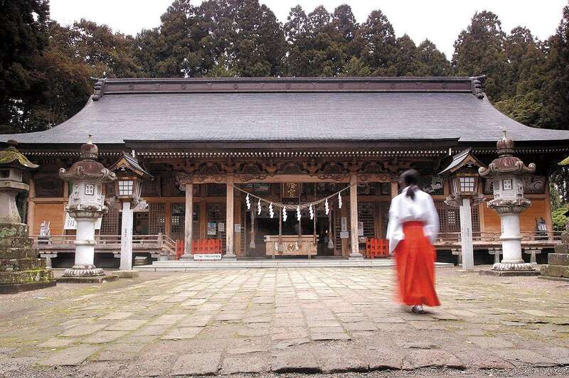 【青森県内発】 南部町名川さくらんぼ狩りと櫛引八幡宮　日帰り3