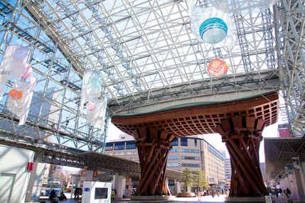 【大阪駅・新大阪駅・高槻駅・京都駅・敦賀駅発】【個人プラン】ＪＲで行く！ 古都・金沢フリータイム　「金沢ふらっとバス」2回乗車分チケット付！　日帰り