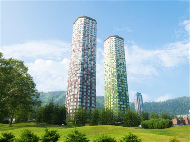 ■【新千歳空港利用】空港⇔ホテル間送迎バス付でお得！北海道の雄大な自然環境の中で過ごす滞在型リゾート！アクティブに楽しむファミリーにオススメ！トマム ザ・タワー by 星野リゾート指定2泊3日（朝食付）1