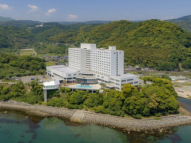 ■【往復福岡空港利用】「夕朝食＆滞在中レンタカー付」オールインクルーシブサービスでワンランク上のリゾートホテル♪グランドメルキュール別府湾リゾート＆スパ2泊3日1