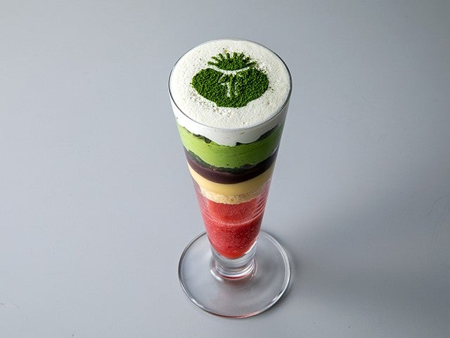 ■【栃木】＜10日間限定＞いちご爆盛りに挑戦！？【いちご1パック摘み放題×いちご狩り食べ放題】＆抹茶専門店の濃厚な「お濃茶パフェ」＆宇都宮餃子ランチ＆世界遺産「日光散策」♪

2