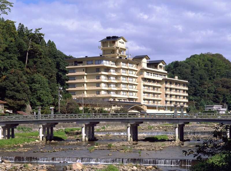 【富山・石川・福井発】 新型やくも・スーパーはくと利用！山陰の名湯三朝温泉・玉造温泉に泊まる、出雲大社・足立美術館と山陰大周遊３日間1