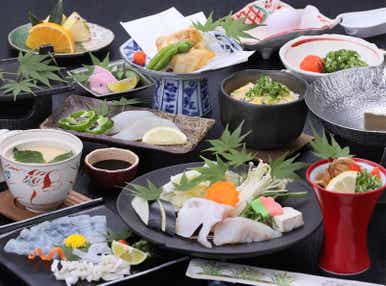 【大阪府内発】 洲本温泉名旅館のお宿で食す！本場淡路ブランド「３年とらふぐ会席」と温泉入浴　日帰り