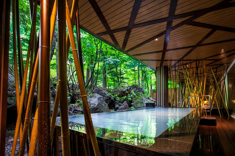 【岡山空港発】 ベストシーズン！花の楽園・北海道大周遊10の絶景グリーンロード４日間1