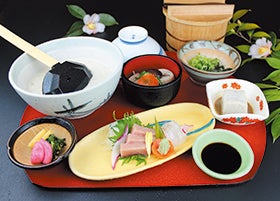 三木　社発
春の御在所ロープウェイとアクアイグニスアフタヌーンティー2