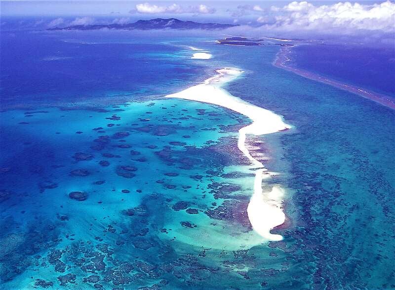 【新千歳空港発】 ～久米島・奥武島・瀬長島・はての浜～沖縄が誇る美ら島4島めぐり（4日間）1