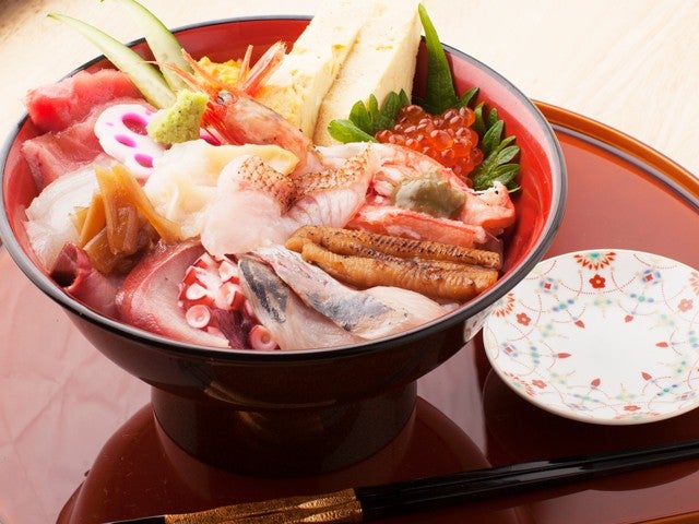■金沢市内の人気店・有名店でも使える！グルメチケット金沢美味Yellow（2000円相当）付き！ホテルは自由自在に組み合せ　金沢ホテル＆温泉チョイス　2泊3日3