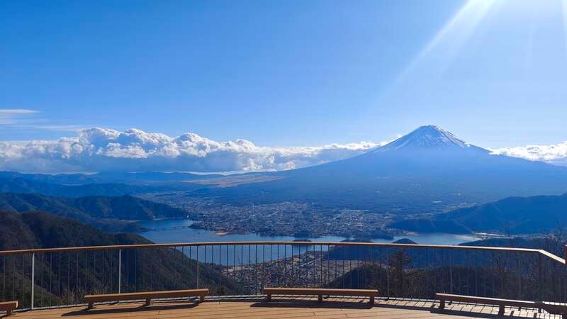 【茨城県内発】 マイカーでは行くことのできない…富士山の絶景を望む新スポット！ 『フジヤマツインテラス』読売旅行貸切　２日間3