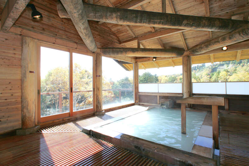 【大分県内／小倉駅発】 長岡まつり大花火大会と戸隠・善光寺・北志賀高原SORAテラス3日間1