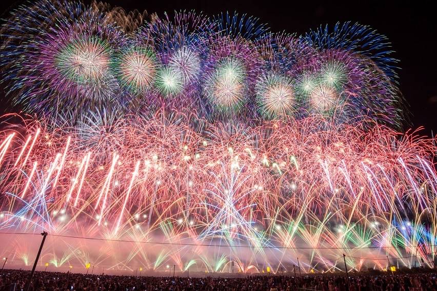 往復新幹線利用！第97回全国花火競技大会「大曲の花火」2日間【新大阪・京都発】1
