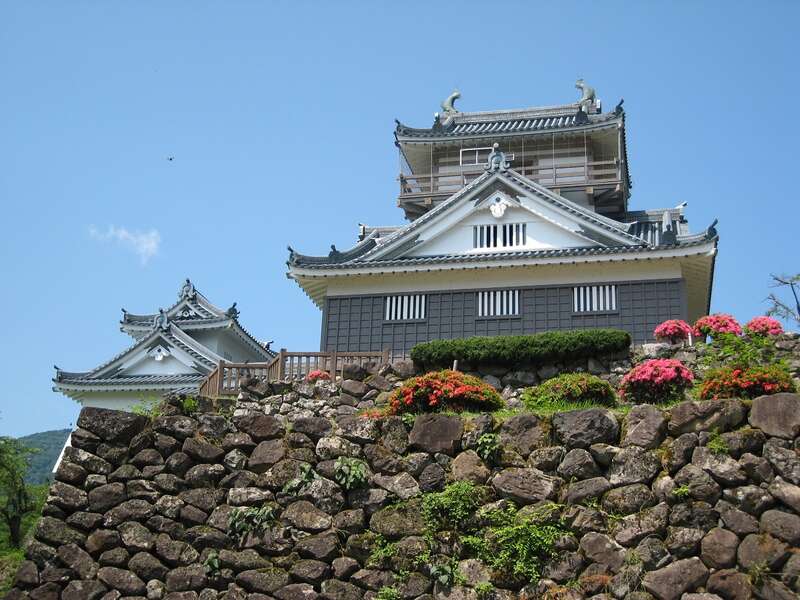 【広島駅・福山駅・岡山駅発】 〈日本100名城めぐり〉北陸の日本100名城・続100名城めぐり ３日間3