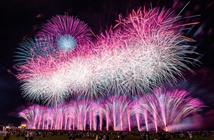 [新宿発]過去最多規模で開催される「大洗海上花火大会2026」を見に行こう！イベントも多数あり！日帰りバスツアー＜有料観覧席付＞3