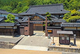 姫路　龍野発
大江ノ郷リゾートで鳥取和牛のローストビーフとハーフビュッフェランチ3