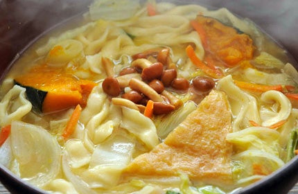 【新宿発】高級品種の「佐藤錦」が食べ放題！！さくらんぼ狩りに山梨名物のほうとうで舌鼓♪富士山を望む忍野八海や富士河口湖庭園で絶景鑑賞に大満喫日帰りバスツアー【全日程催行決定】3