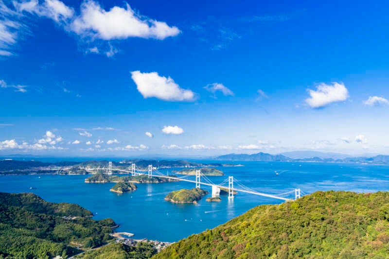 【青森空港発】 瀬戸内４海道完全周遊！倉敷・尾道・道後温泉と香川・愛媛　温泉グルメ対決  3日間1