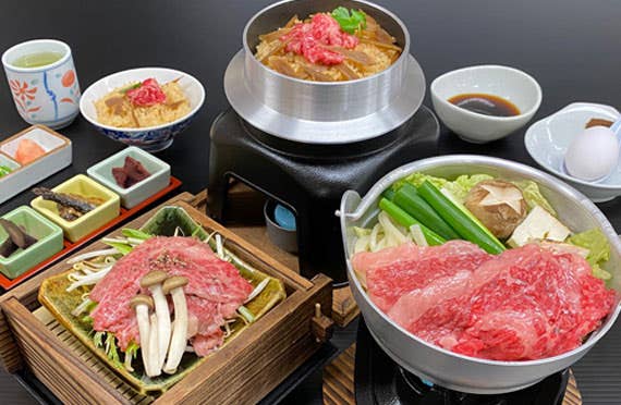 12/18催行決定!【東京発】2021年旅納め 松阪牛&近江牛&飛騨牛の豪華3大ブランド牛で舌鼓 修善寺街歩きとつるし雛鑑賞 かにと野菜1キロのお土産付 伊豆満喫日帰りバスツアー