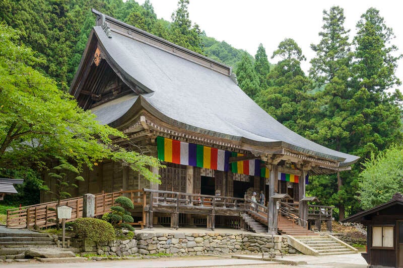 【秋田エリア発】 山寺門前町散策と豪商堀米四郎兵衛の屋敷跡「紅花資料館」　日帰り2