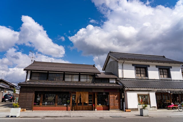 【山形県内発】 真冬に楽しむ花火！大内宿雪まつりと蔵の街・喜多方3