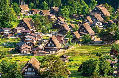 【新千歳空港発着】世界遺産白川郷・飛騨高山・古都金沢と魅惑の能登半島 北陸の名湯和倉・山中温泉4日間　「今行ける能登」団体旅行応援キャンペーン適用ツアー1