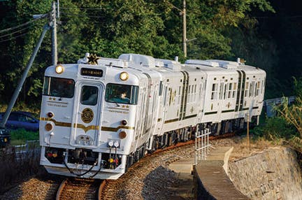 観光列車「特急ふたつ星4047」と西九州新幹線「かもめ」にW乗車in長崎　日帰り　長崎路面電車１日乗車券付き！