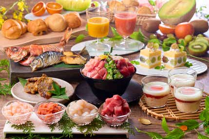 【福岡・熊本・鹿児島県内/博多駅・小倉駅発】 加賀・越前・若狭 北陸グルメ食べ尽し 大江戸三ツ星バイキングvsカニ三昧会席3日間