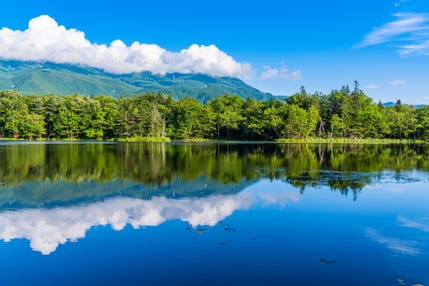 【長崎空港発】 北海道ぐるり周遊　感動の１５景と阿寒湖・層雲峡・定山渓温泉に泊まる４日間　十勝・摩周湖・硫黄山・知床・網走・旭山動物園・富良野・美瑛・小樽