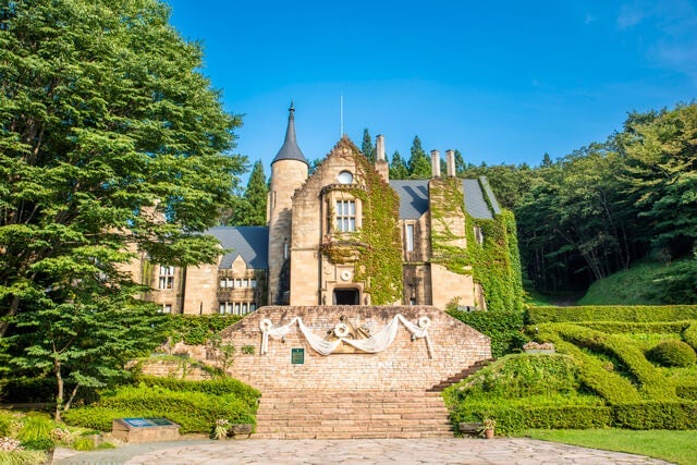 ＜テーマのある旅＞『1名1室同旅行代金／個人では行きづらい群馬・茨城7つの芸術めぐり　富岡製糸場・原美術館 ARC・ロックハート城・牛久シャトー　3日間』1