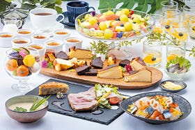 新大阪 西宮発
№1847 花とアートに癒されるアフタヌーンランチ