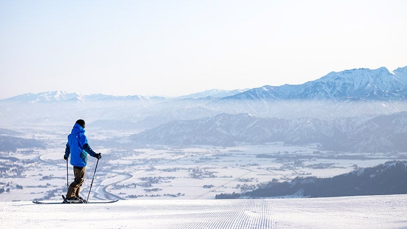 【柏朝発｜学生限定】ぶっとび！日帰りスキー＆スノボ｜石打丸山スキー場（リフト券付）1
