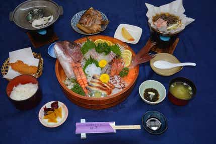 【福岡県内発】 新春!熊本城公園と海鮮グルメの天草松島温泉2日間