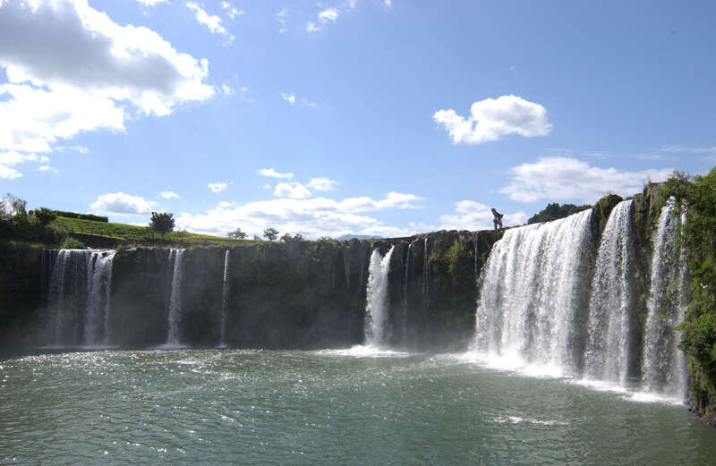 【新大阪・新神戸・岡山・広島駅発】 夏彩の阿蘇・久住・湯布院　九州涼景めぐり１０景　３日間2