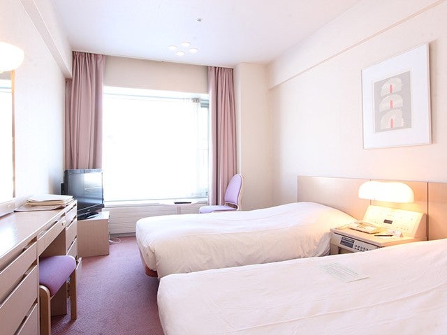 ■●朝発バス　Mt.Naeba　苗場プリンスホテル4号館【川側・夕朝食付・リフト券滞在中付】（2泊3日）1