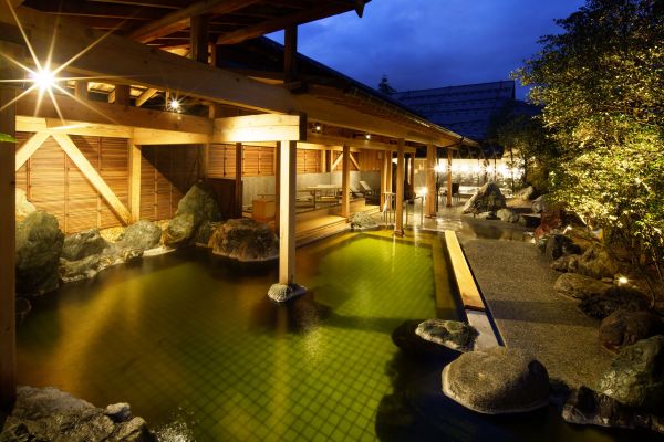 選べる豪華ホテル！白玉の湯月岡温泉に泊まる　１泊２日2