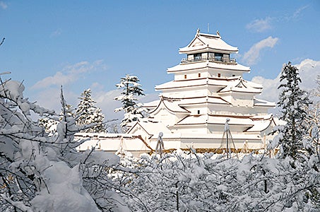 ［1名様1室プラン］高原リゾートホテルにたっぷり17時間滞在 三春滝桜・花見山公園・鶴ヶ城公園 陽春のみちのく 2日間2