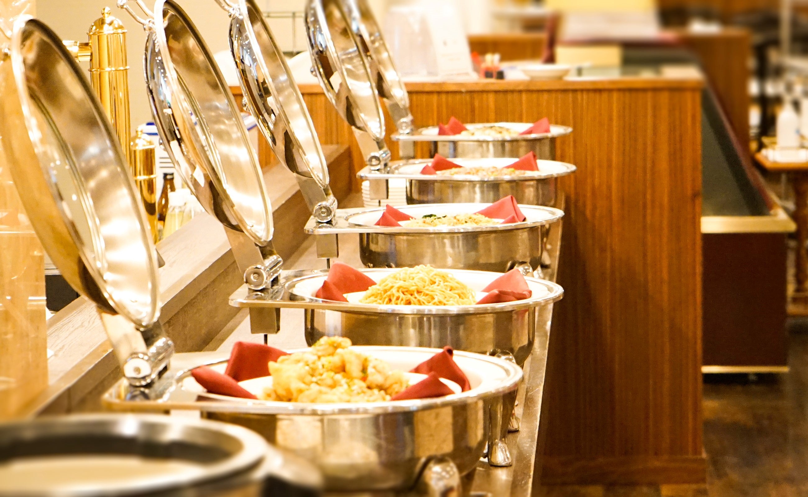 【仙台エリア発】 読売旅行仙台開設６０周年記念　スイーツ＆銘菓＆地酒もあるよ！山形初物さくらんぼ狩りと期間限定ランチバイキング（日帰り）3