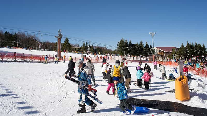 【新宿朝発】ぶっとび！日帰りスキー＆スノボ｜ふじてんスノーリゾート（リフト券付）2