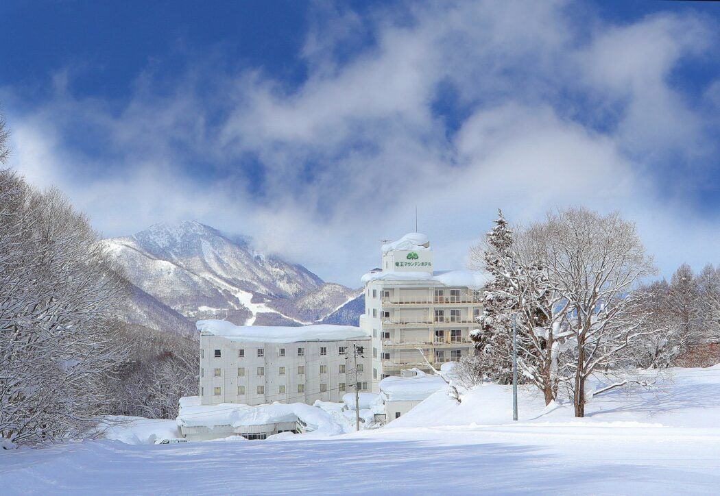 【大阪・京都】夜発　［竜王スキーパーク　リフト券付］竜王マウンテンホテル１泊（滞在中利用ＯＫのレンタル付）＜２０２５－２０２６　ＪＡＭＪＡＭスキー＆スノボ＞1