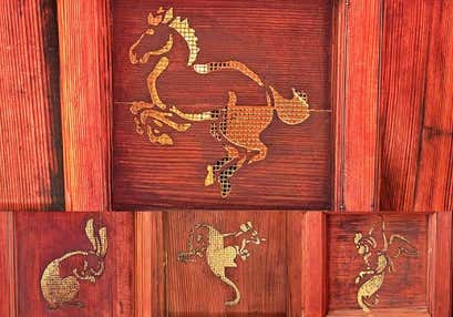 武雄温泉楼門【午】干支彫絵見学と元湯温泉初湯と5種類の一口おせち付 佐賀牛vs伊万里牛新春食べ比べの宴