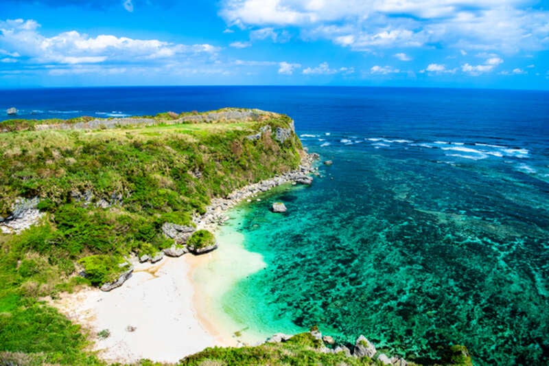【岩国空港発】 《島たび》東洋の真珠「与論島」、琉球神話が残る「浜比嘉島」、神秘の島「宮城島」 （４日間）3