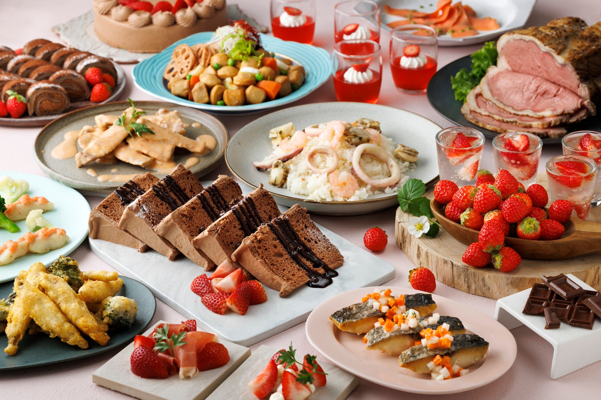 鳳凰の旅【京成船橋発】ホテル日航成田《いちごフェア》ランチバイキングと写実絵画「ホキ美術館」＜コースNo.25-1139＞（京成トラベル）3