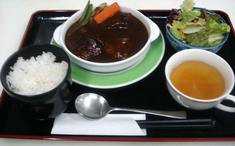 【茨城県内発】 あじさい咲く古都・鎌倉ぶらり散歩と葉山牛の牧場直営レストラン「角車」ビーフシチューの昼食1