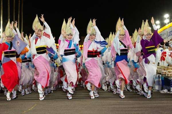 熱狂の阿波踊り！「有料演舞場」観覧席S指定席でたっぷり鑑賞！日帰りツアー【久宝寺・近鉄八尾・八戸ノ里・新石切発】1