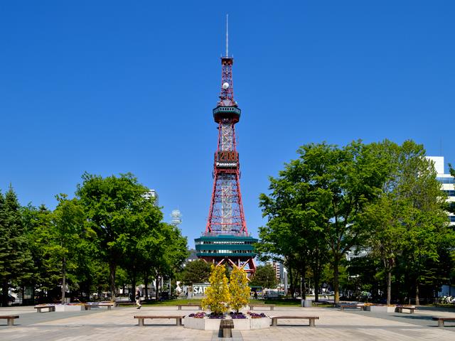 【50周年セール】＜新千歳空港利用＞札幌のランドマーク「さっぽろテレビ塔」展望台入場券付！札幌・小樽ホテルチョイス1泊2日1