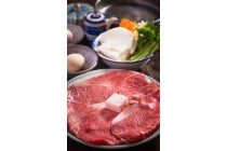 【金山駅南口発】〔遊山〕＊ 日帰り昼食付＊『大野耕生さんと巡るレッドヒルヒーサーの森「ローズガーデン」と牛銀本店 松阪牛すき焼き』2