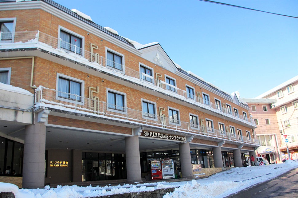 【東京・横浜】夜発　［栂池高原スキー場（つがいけマウンテンリゾート）　リフト券付］ホテル　サンプラザ栂池２泊（滞在中利用ＯＫのレンタル付）＜２０２５－２０２６　ＪＡＭＪＡＭスキー＆スノボ＞1