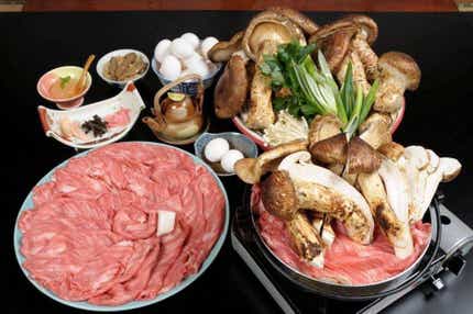 八十有余年の老舗 魚松で味わう!名物「松茸・近江牛」暴れ食い!紫式部ゆかりの地「石山寺」ご参拝【新石切・八戸ノ里・近鉄八尾駅・JR久宝寺発】
